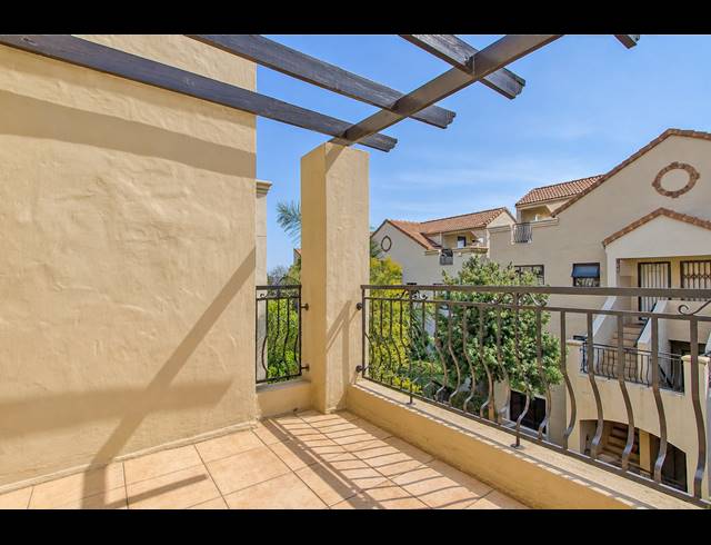 2 BEDROOM APARTMENT FOR SALE IN DOUGLASDALE